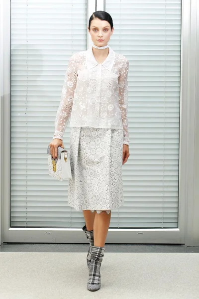 Look 7
